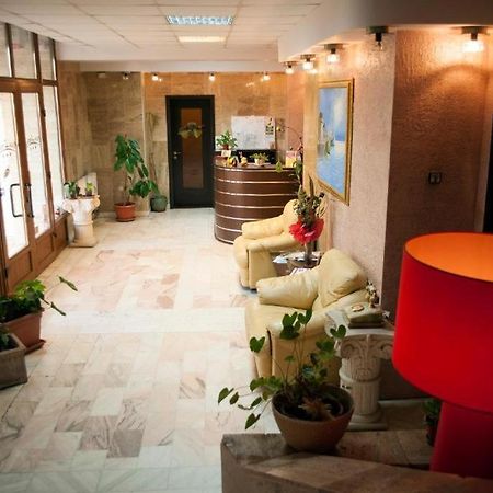 Hotel Decentria 蒂米什瓦拉 外观 照片